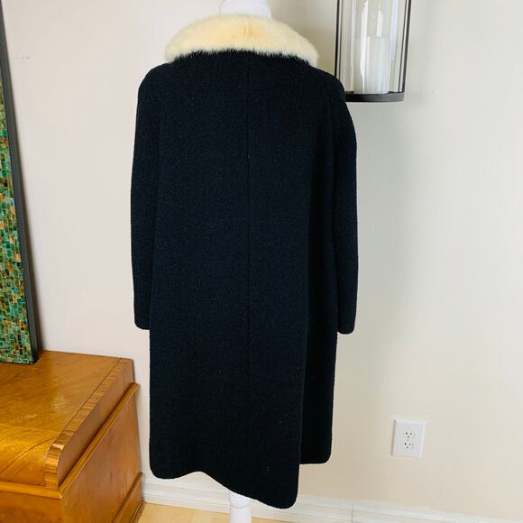 Vintage Forstmann Large Wool Coat Real Fur Collar Black Bouclé Double Breasted - Picture 4 of 10